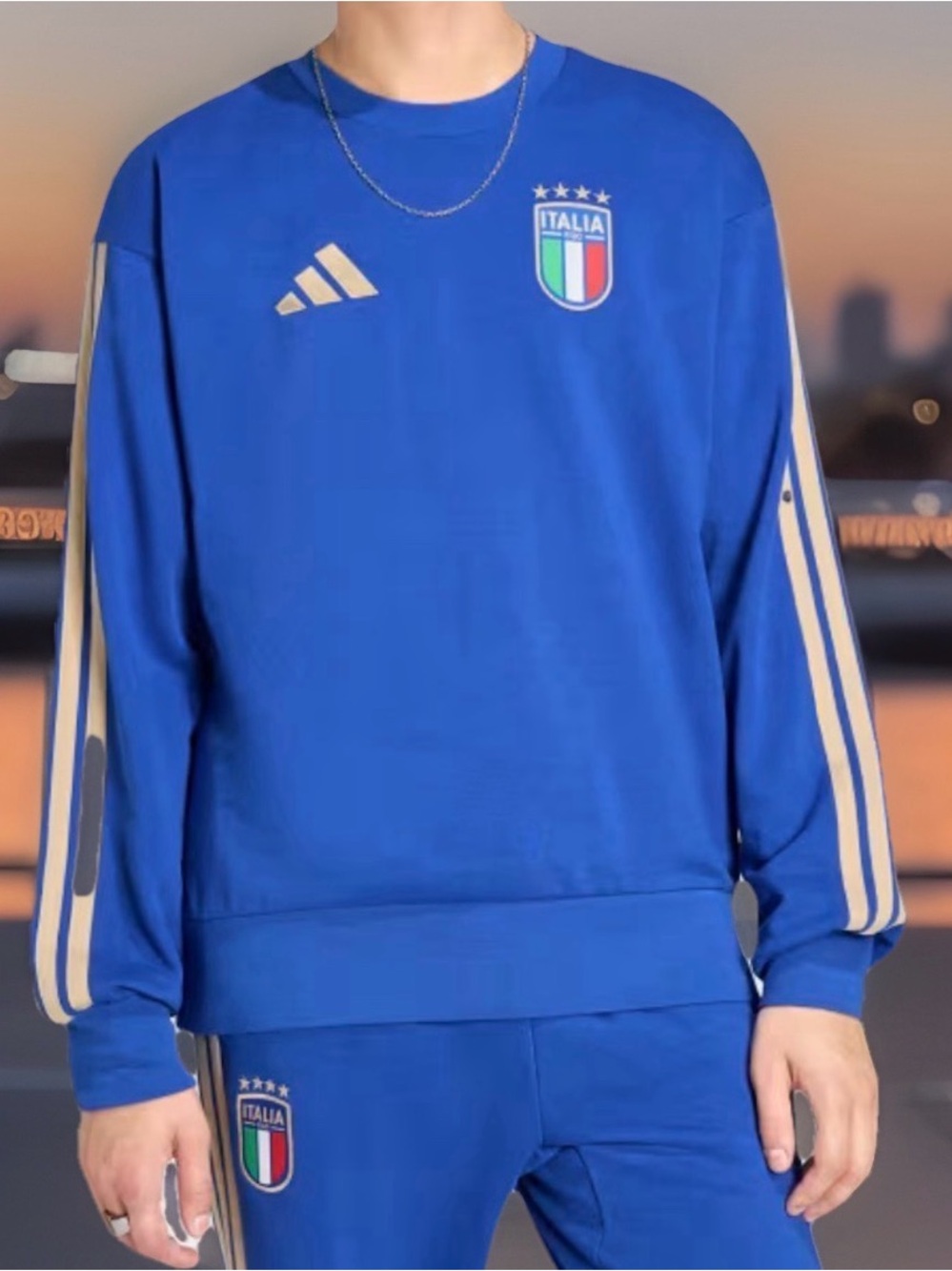 Adidas Italy Soccer Men’s Crew DNA Sweatshirt Blue Size 2XL, L, XL New